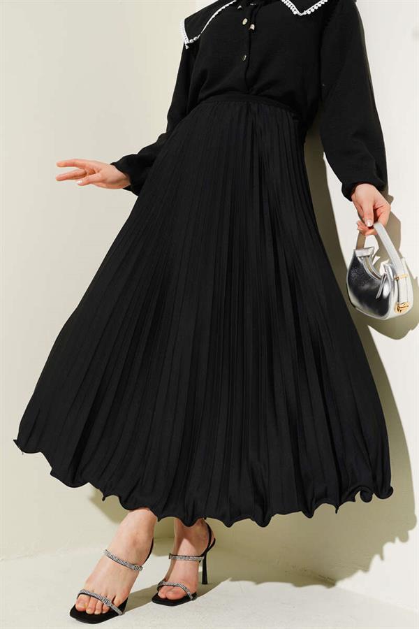 Ruffle Pleated Elastic Waist Skirt Black
