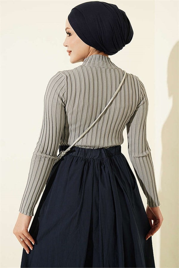 Ribbed Stretch Knit Sweater Grey