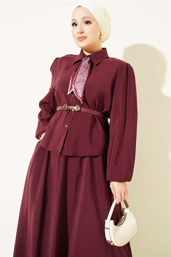 2 Piece Set with scarf, belt and skirt, in burgundy.