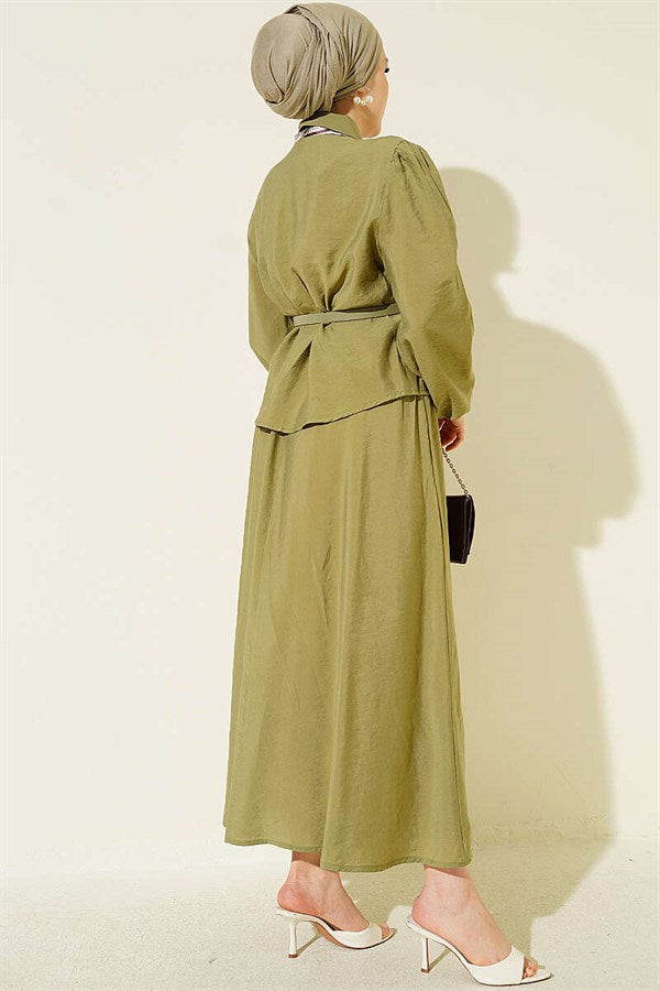 2 Piece Set with scarf, belt and skirt, light green.