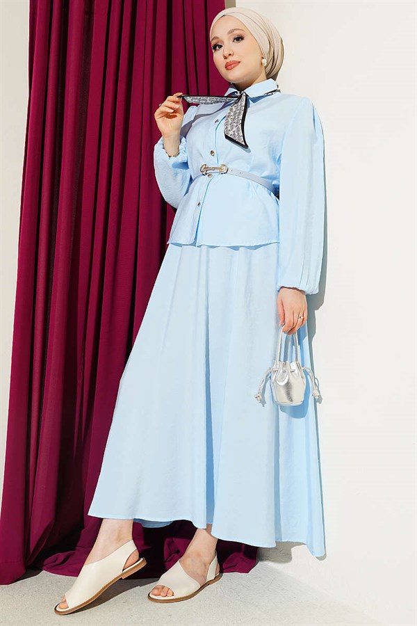 2 Piece Set with scarf, belt and skirt, blue.