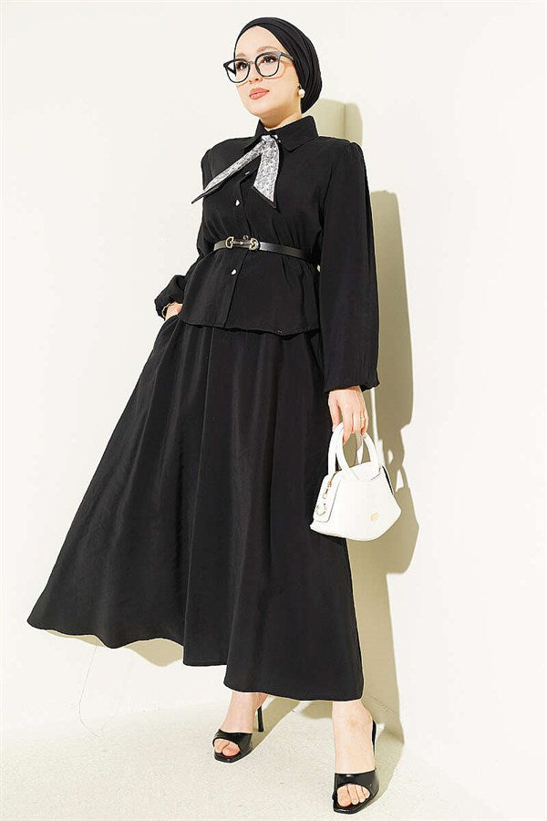 2 Piece Set with scarf, belt and skirt, black.