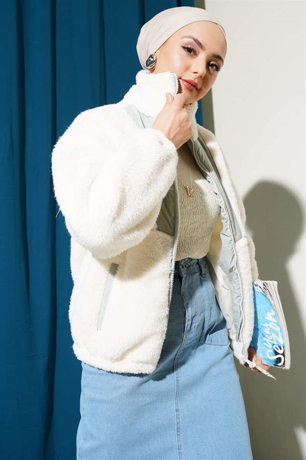 Garnished Pocket Short Plush Coat Gray