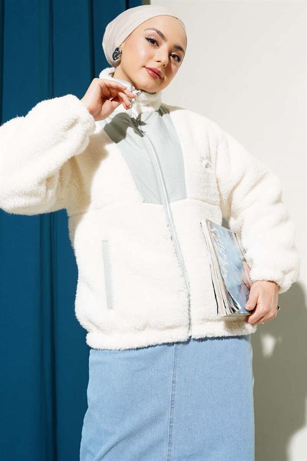 Garnished Pocket Short Plush Coat Gray