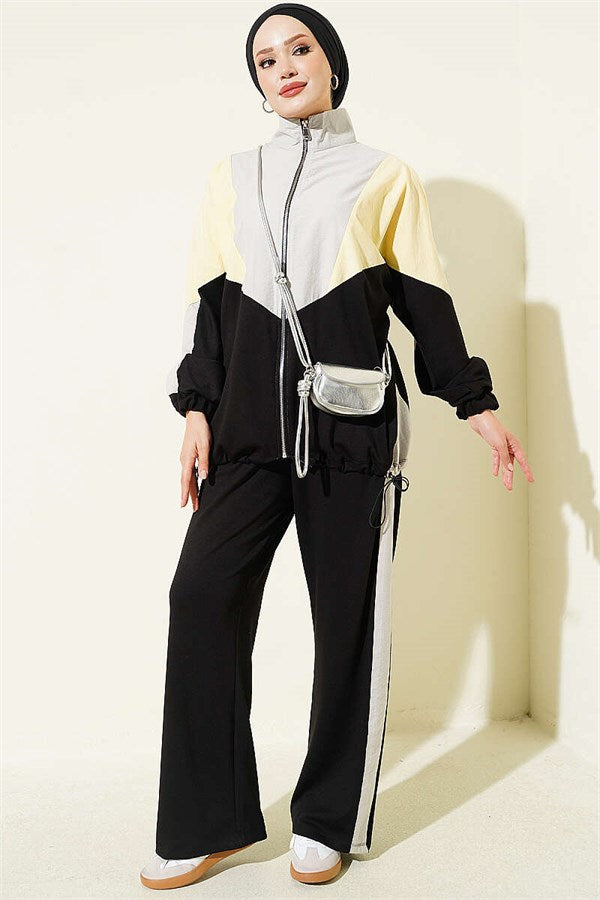 Trimmed Zippered Basic 2 Piece Set Black and Yellow