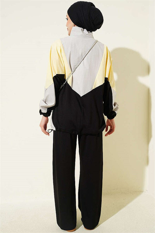 Trimmed Zippered Basic 2 Piece Set Black and Yellow