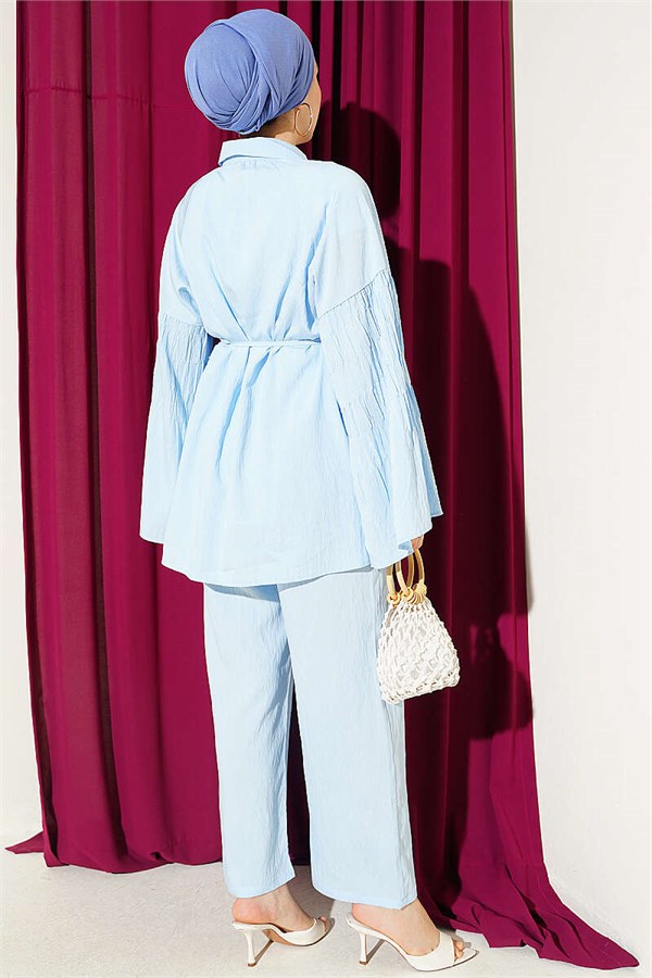 Wide-Sleeved Gathered Two-Piece Set, Blue