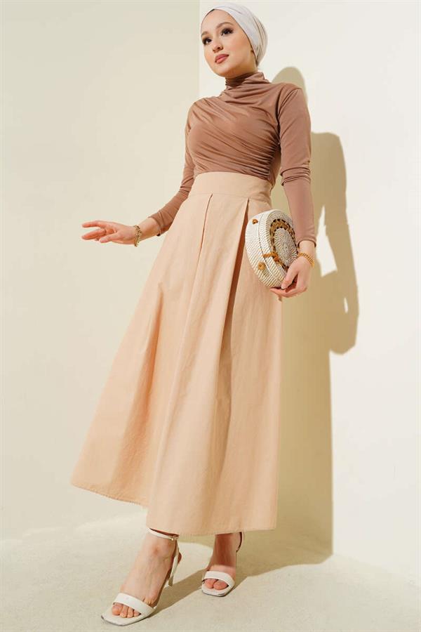 Wide Pleated Pocket Skirt Camel