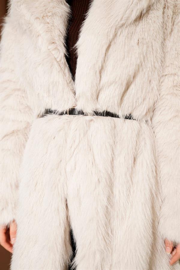 Wide Collar Furry Long Coat Beige