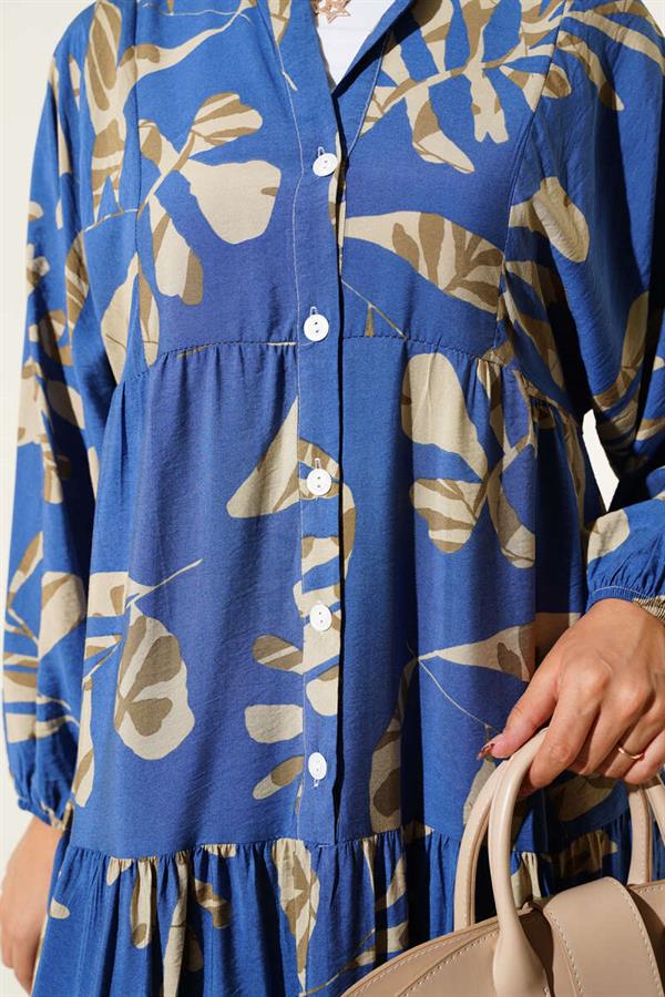 Large Leaf Patterned Half-Buttoned Dress in Indigo