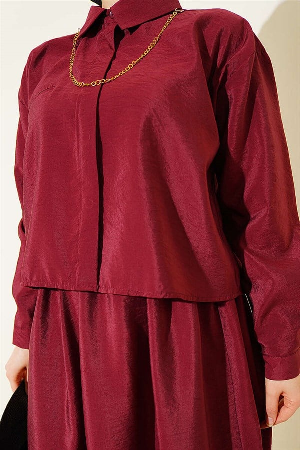 2 Piece Set of blouse and skirt with hidden buttons, burgundy.