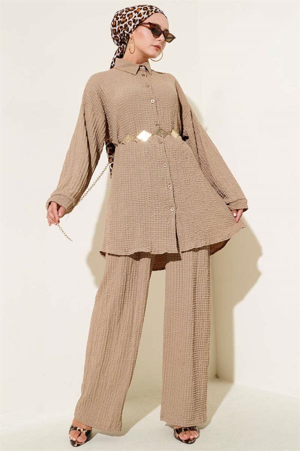 Embossed 2 Piece Set Camel