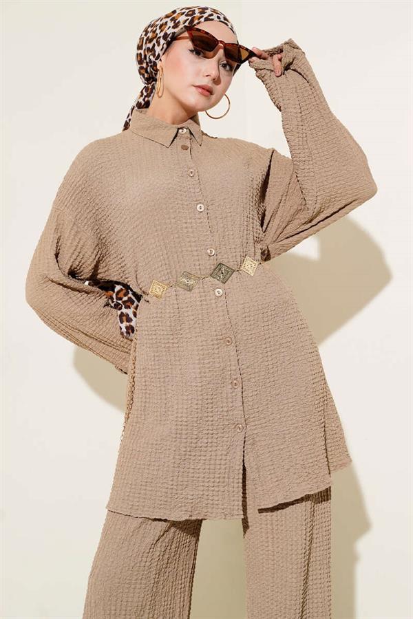 Embossed 2 Piece Set Camel
