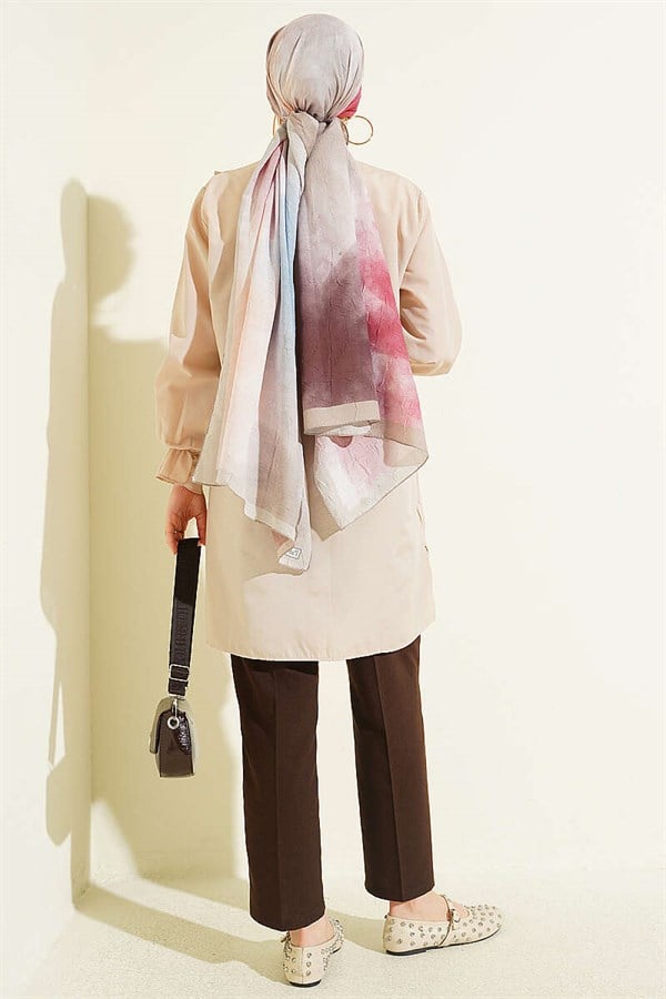 Shirt with Ruffle Detail on the Chest, Beige