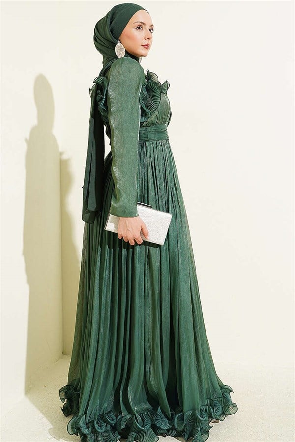Green Evening Dress with Ruffled Bust