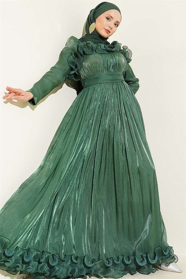 Green Evening Dress with Ruffled Bust