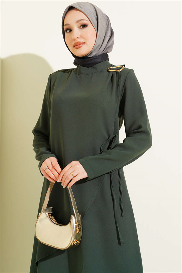 Emerald 2 Piece Set with Gold Accessories and Tie Back