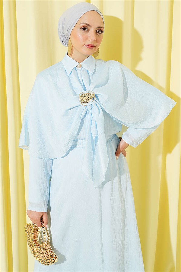 Baby Blue Cape and Skirt 2 Piece Set with Gold Accessories