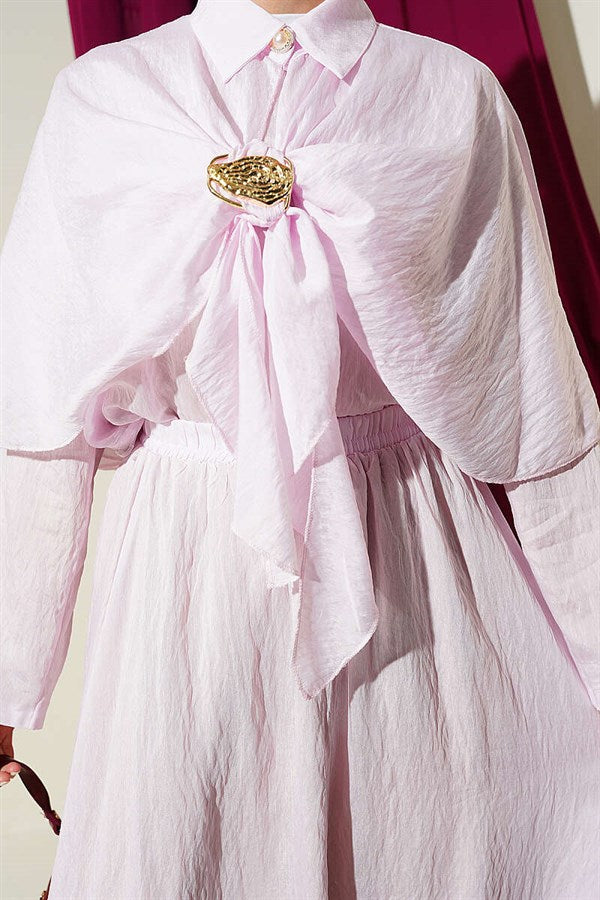 Pink Cape and Skirt 2 Piece Set with Gold Accessories