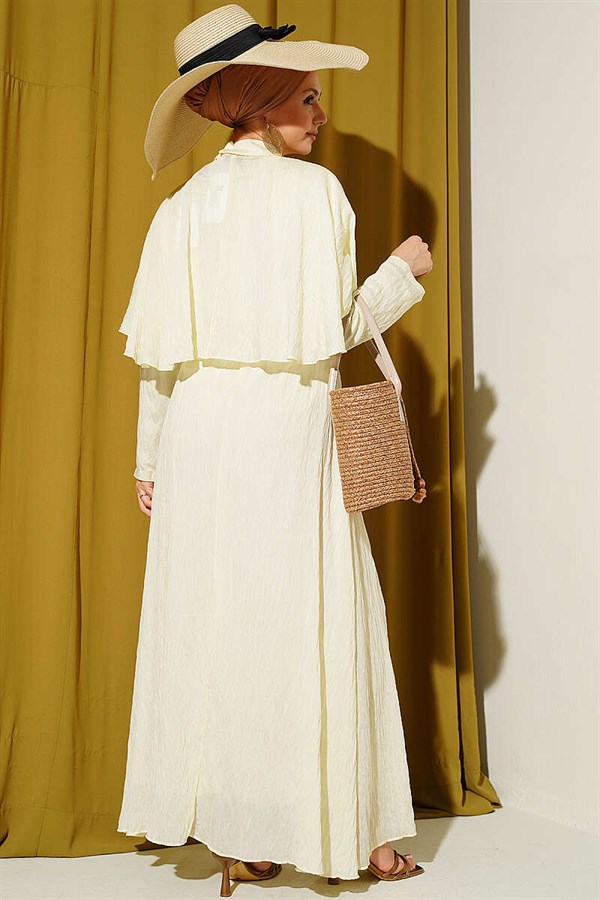 Yellow Cape and Skirt 2 Piece Set with Gold Accessories