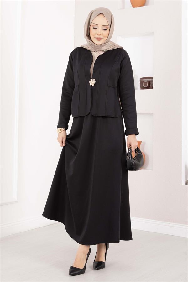 Gold Brooch Jacket and Skirt Two-Piece Set, Black