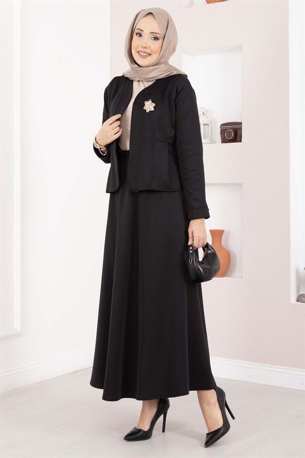Gold Brooch Jacket and Skirt Two-Piece Set, Black