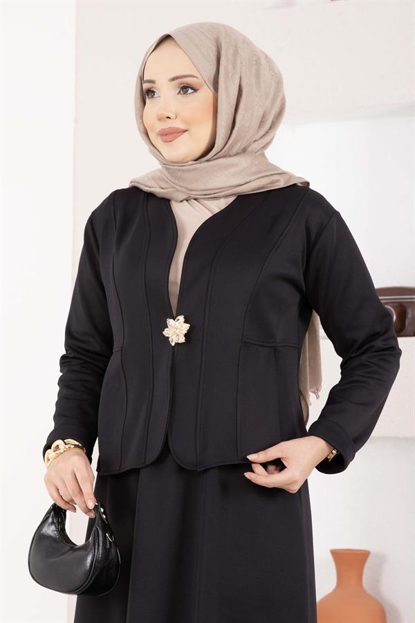 Gold Brooch Jacket and Skirt Two-Piece Set, Black