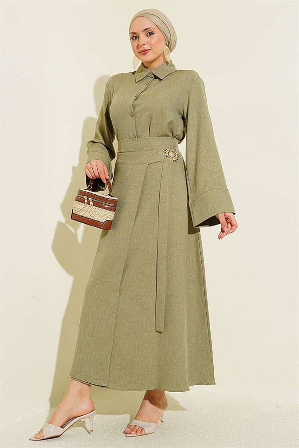Gold Floral Accessory Skirt 2 Piece Set in Sage Green