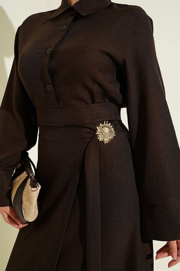 Gold Floral Accessory Skirt 2 Piece Set in Coffee Brown