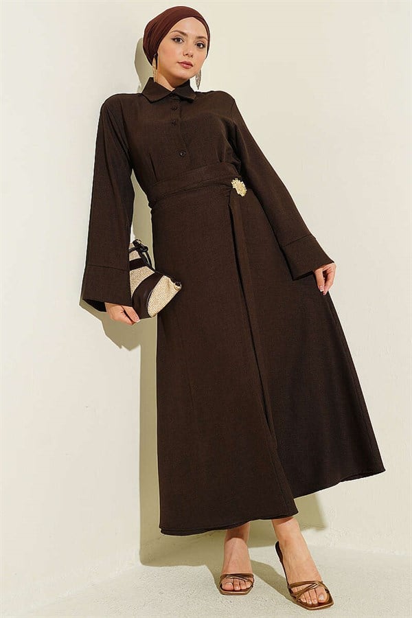 Gold Floral Accessory Skirt 2 Piece Set in Coffee Brown
