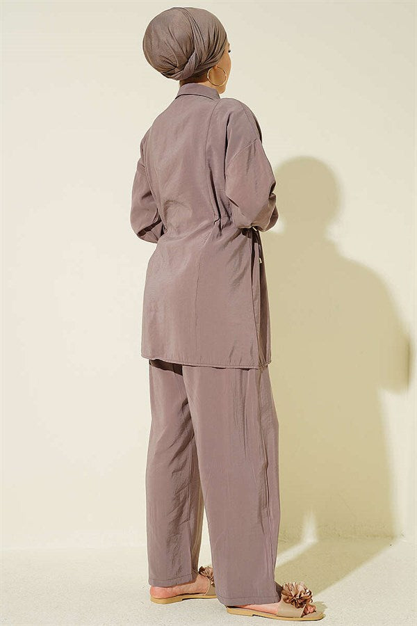 Gold Flower Buttoned Side Tunnel 2 Piece Set in Mink Color
