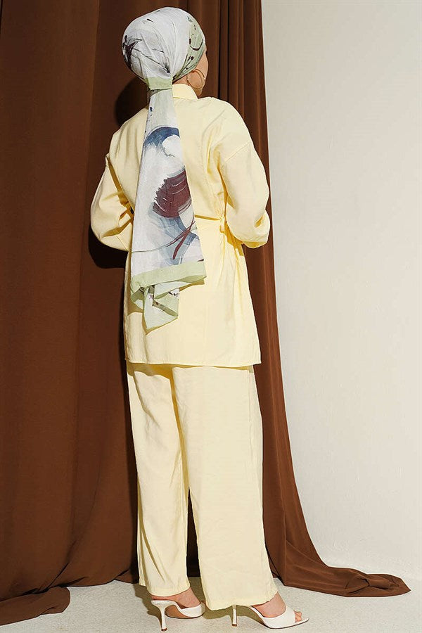 Gold Flower Buttoned Side Tunnel 2 Piece Set in Yellow