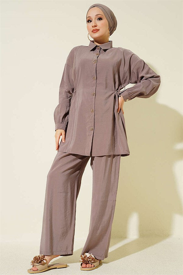 Gold Flower Buttoned Side Tunnel 2 Piece Set in Mink Color