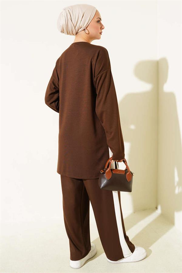 Gold Buttoned Garnished Loysha 2 Piece Set Brown