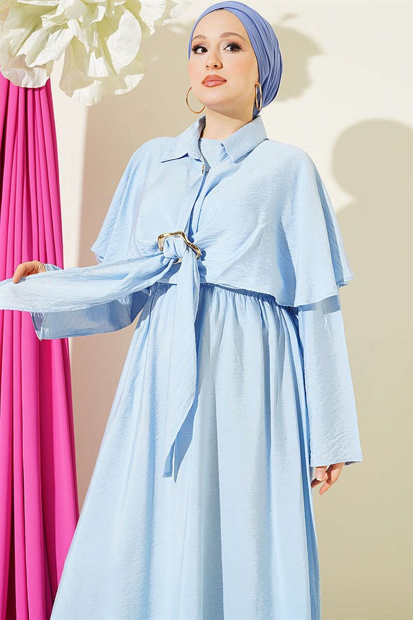 3 Piece Set with Gold Buckle Cape, Blue