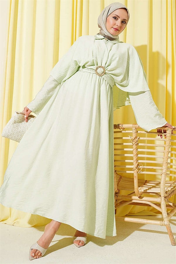 Gold Buckle 3 Piece Set, Mint