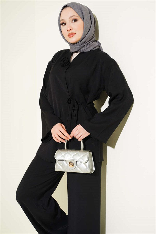 2 Piece Set with Rose Accessories and Tie-Up, Black