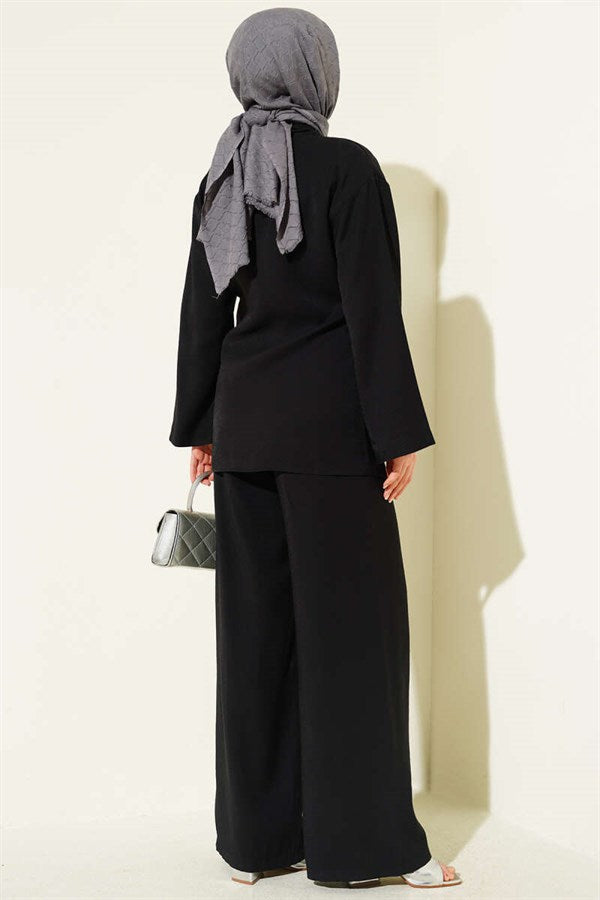 2 Piece Set with Rose Accessories and Tie-Up, Black