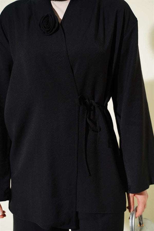 2 Piece Set with Rose Accessories and Tie-Up, Black
