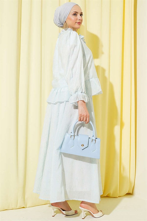 2 Piece Set with ruffled skirt and rose accessories, blue.
