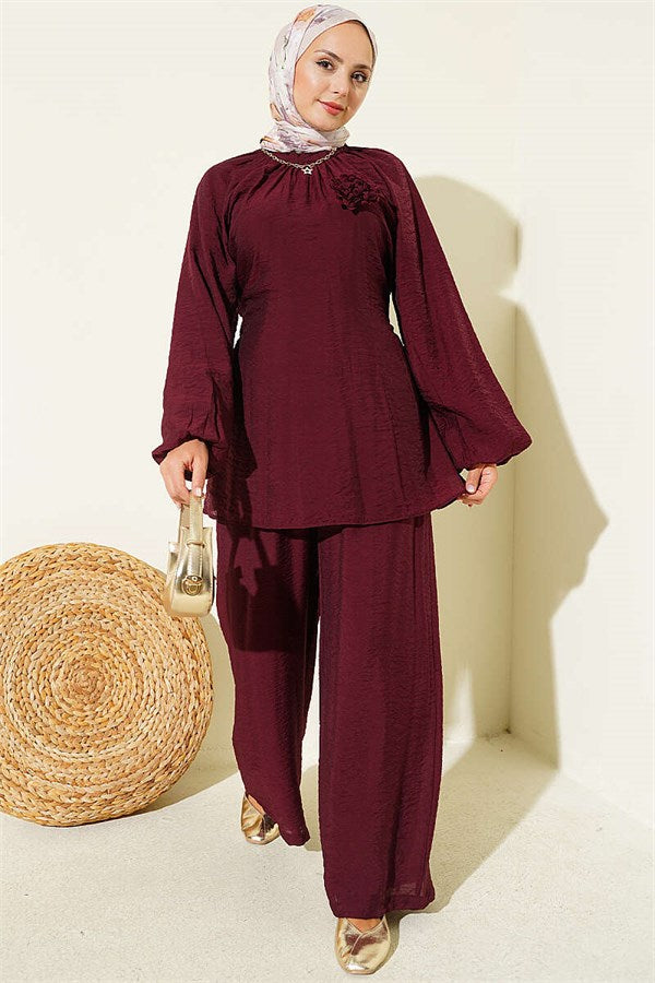 Casual 2 Piece Set with Rose Brooch, Burgundy