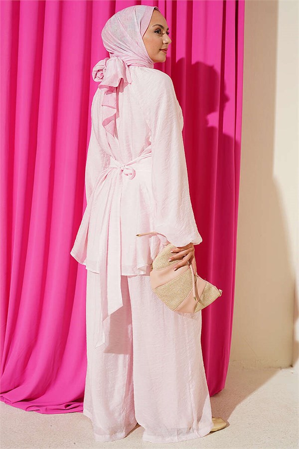 Loose 2 Piece Set in Pink with Rose Brooch