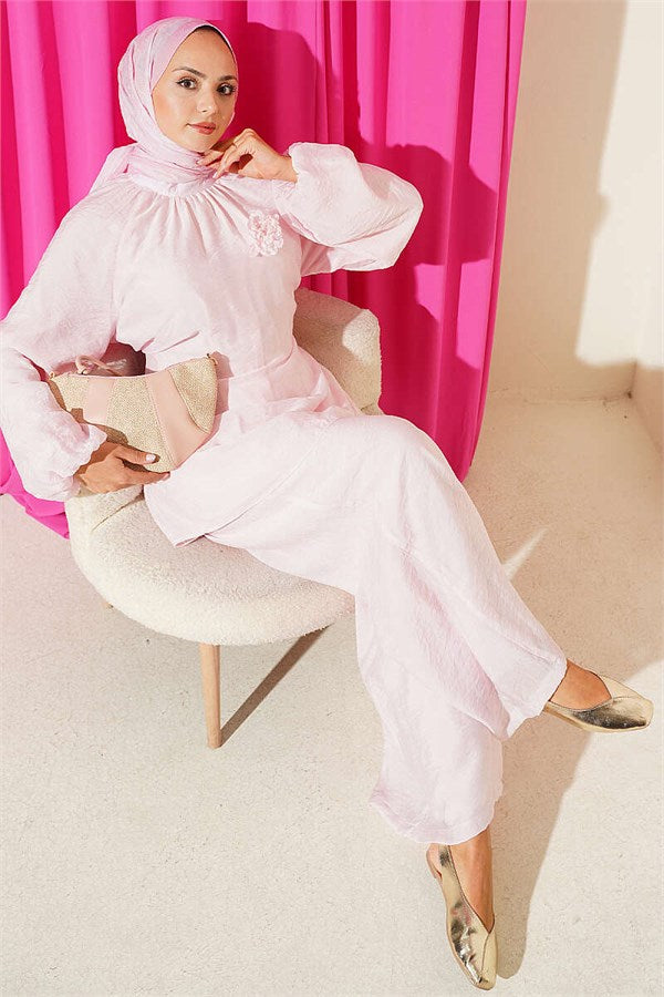 Loose 2 Piece Set in Pink with Rose Brooch