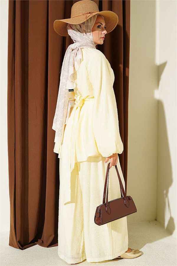 Casual 2 Piece Set with Rose Brooch, Yellow