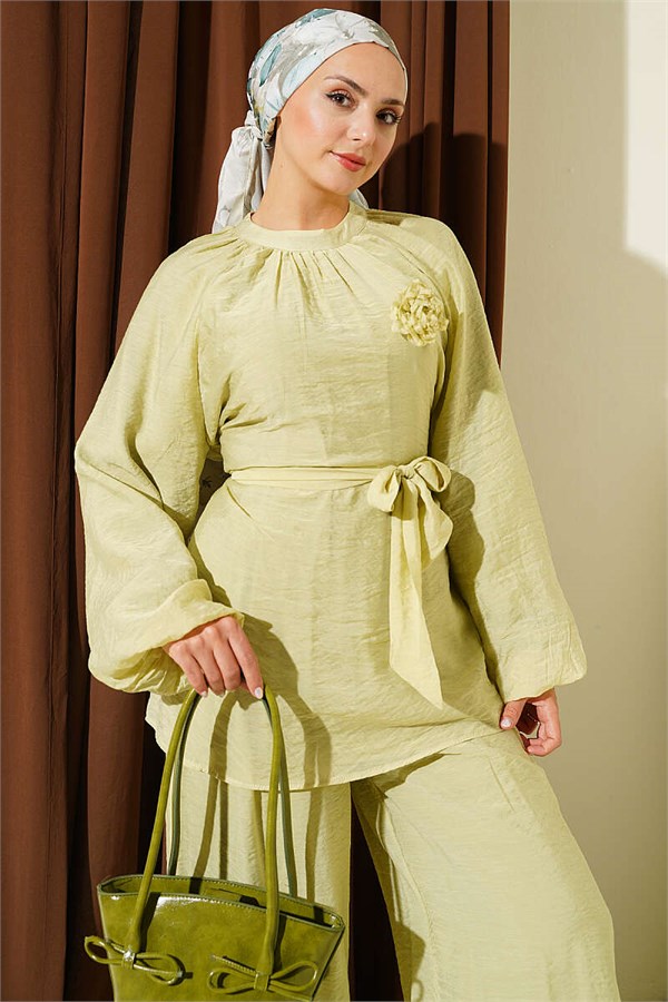 Casual 2 Piece Set with Rose Brooch, Aqua Green