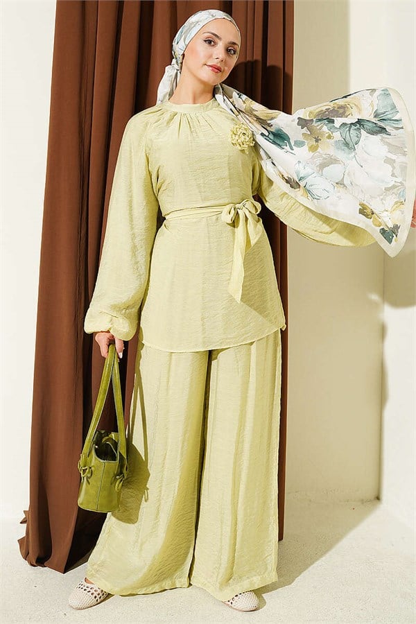 Casual 2 Piece Set with Rose Brooch, Aqua Green