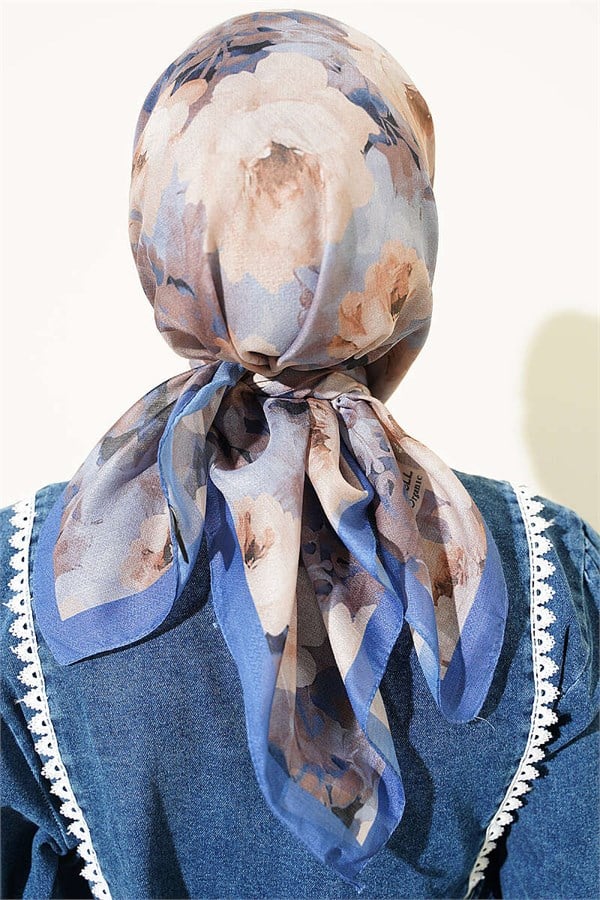 Rose Patterned Soft Scarf Indigo