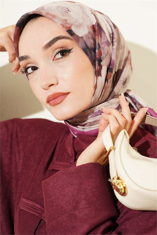 Rose Patterned Soft Scarf Magenta