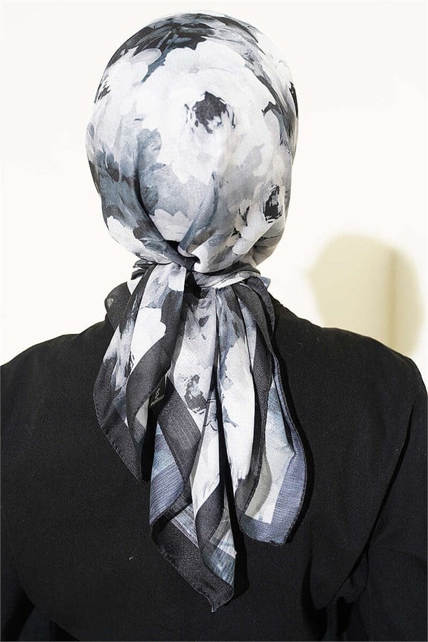 Rose Patterned Soft Scarf Black