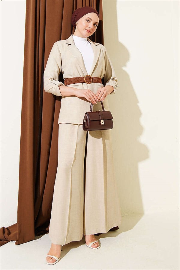 Beige 2 Piece Set with Straw Belt and Jacket